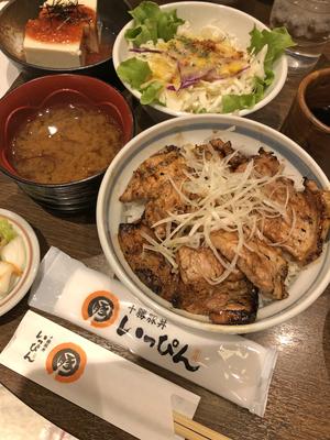 内田あや